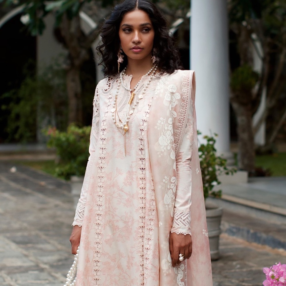 Suffuse Medium Lawn Suit